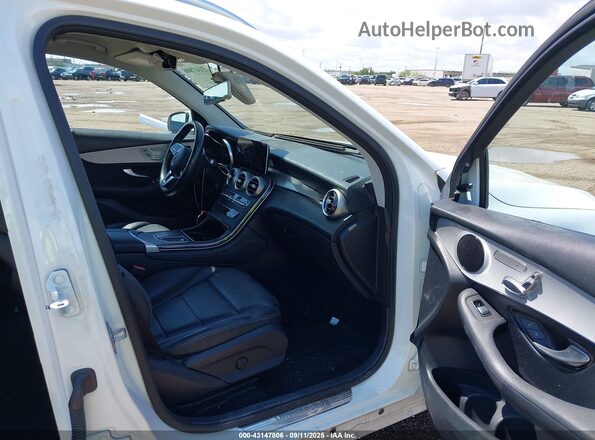 WDC0G8DB9LF674438 2020 MERCEDES-BENZ GLC 300 Белый Вид салона спереди