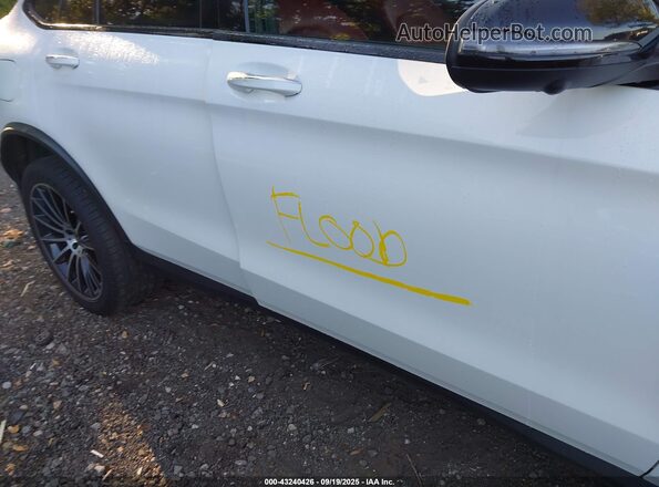 WDC0J4KBXKF655246 2019 MERCEDES-BENZ GLC 300 COUPE White 