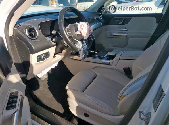 WDC4M4HB5LW008643 2020 MERCEDES-BENZ GLB-CLASS White Սալոնի դիմացի տեսք