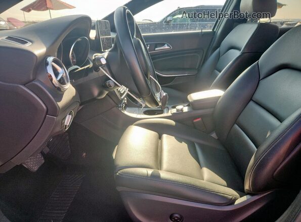 WDCTG4EB6JJ492761 2018 MERCEDES-BENZ GLA Black 