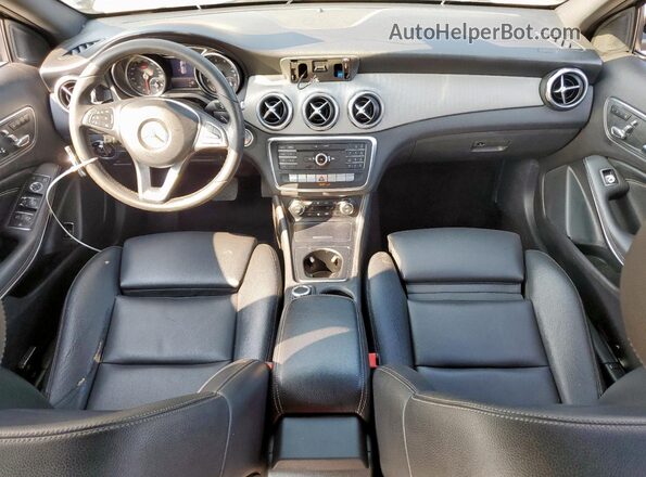 WDCTG4EB7JJ395889 2018 MERCEDES-BENZ GLA Black 