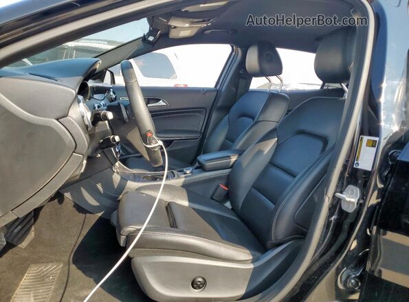 WDCTG4EB7JJ395889 2018 MERCEDES-BENZ GLA Black 