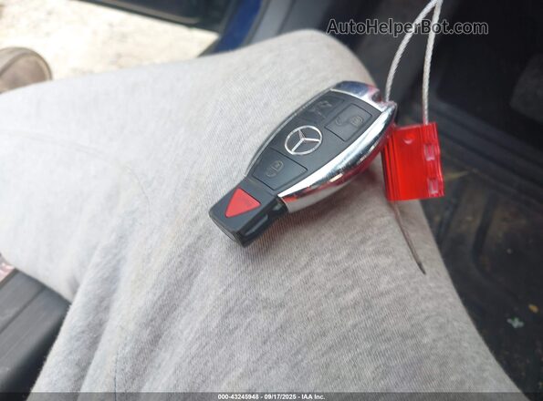 WDCTG4EB8HJ343987 2017 MERCEDES-BENZ GLA 250 Blue Widok deski rozdzielczej