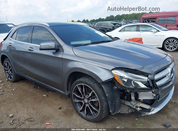 WDCTG4EB8HJ344704 2017 MERCEDES-BENZ GLA 250 Gray 