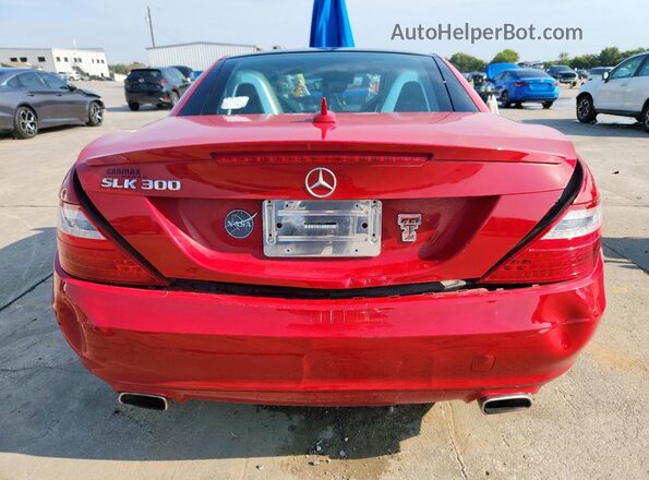 WDDPK3JA0GF124025 2016 MERCEDES-BENZ SLK Red Widok z tyłu