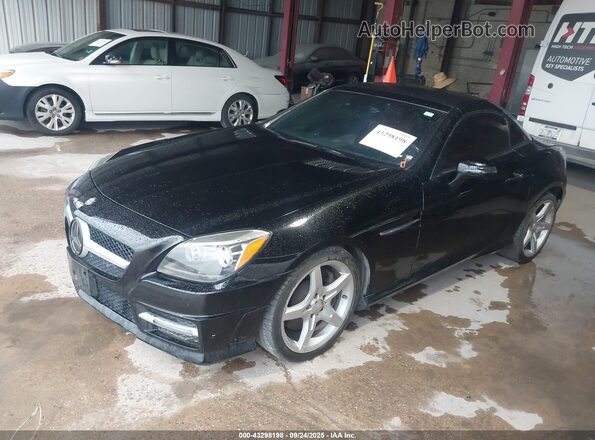 WDDPK3JA6GF119637 2016 MERCEDES-BENZ SLK Black Передня ліва чверть