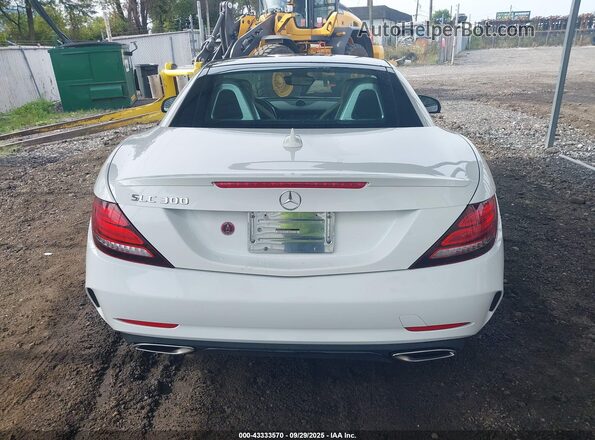 WDDPK3JAXKF159423 2019 MERCEDES-BENZ SLC 300 White 