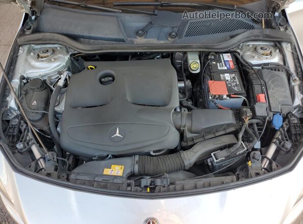 WDDSJ4EB0JN593411 2018 MERCEDES-BENZ CLA-CLASS Серебряный 