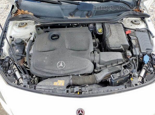 WDDSJ4EB5JN526433 2018 MERCEDES-BENZ CLA-CLASS White 