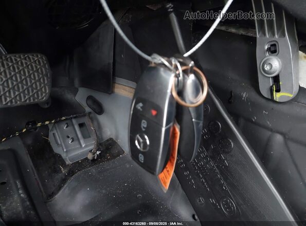 WDDWF8DB1LR545004 2020 MERCEDES-BENZ C-CLASS Black Widok deski rozdzielczej