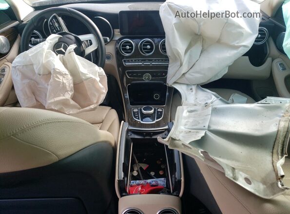 WDDWF8EB8LR544821 2020 MERCEDES-BENZ C White Vista del salpicadero