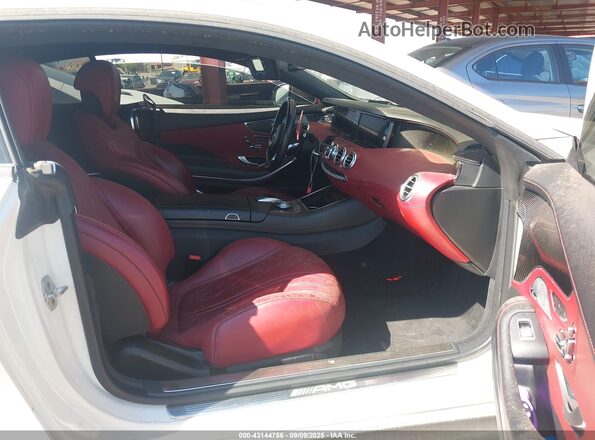 WDDXJ7JBXHA024676 2017 MERCEDES-BENZ AMG S 63 White Vista interior delantera