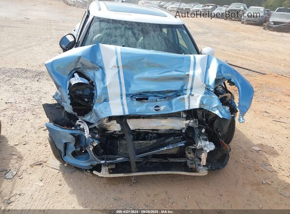 WMWLU5C58J2G03211 2018 MINI CLUBMAN Blue Front view