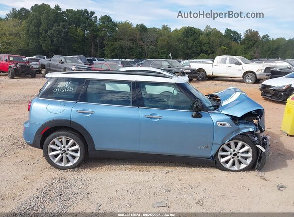 WMWLU5C58J2G03211 2018 MINI CLUBMAN Blue Rear interior view