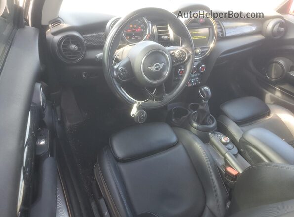 WMWXP7C54J2A48732 2018 MINI COOPER Зеленый 