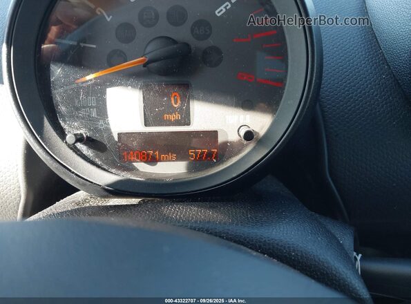 WMWZB3C50GWR47750 2016 MINI COUNTRYMAN Красный Вид задних сидений