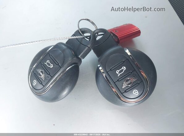 WMZYS7C57K3J04922 2019 MINI COUNTRYMAN Silver Widok deski rozdzielczej