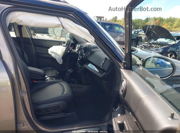 WMZYV5C55K3F58665 2019 MINI COUNTRYMAN Gray Սալոնի դիմացի տեսք