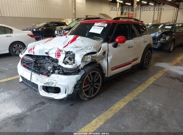WMZYV9C50K3F03063 2019 MINI COOPER Белый Передняя левая четверть