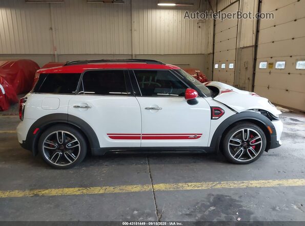 WMZYV9C50K3F03063 2019 MINI COOPER Белый Вид задней части салона
