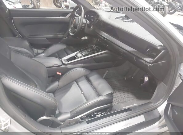 WP0AA2A93RS207641 2024 PORSCHE 911 Gray Widok wnętrza z przodu