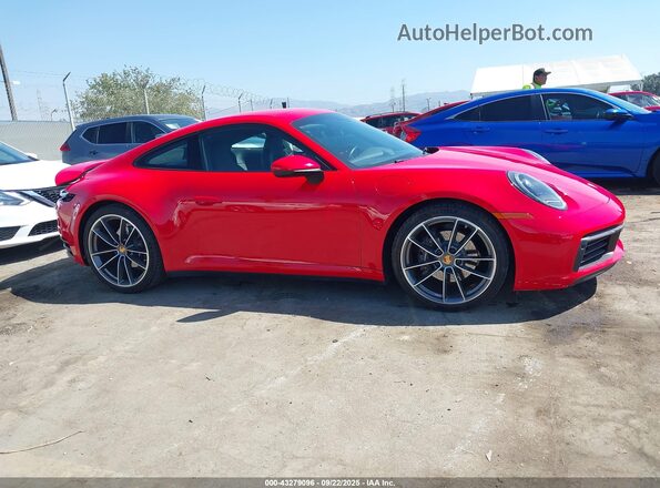 WP0AA2A97LS205866 2020 PORSCHE 911 Red 360 interior view