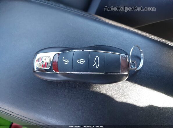 WP0AB2A96HS125060 2017 PORSCHE 911 Black Widok deski rozdzielczej