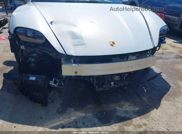 WP0AB2Y12NSA45933 2022 PORSCHE TAYCAN Silver Widok z przodu