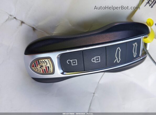 WP0AB2Y14LSA50144 2020 PORSCHE TAYCAN White Dashboard view