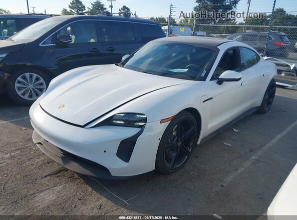 WP0AB2Y16LSA52431 2020 PORSCHE TAYCAN White Vista tres cuartos delantera izquierda