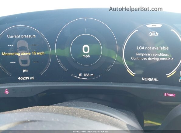 WP0AB2Y16LSA52431 2020 PORSCHE TAYCAN White Vista de los asientos traseros