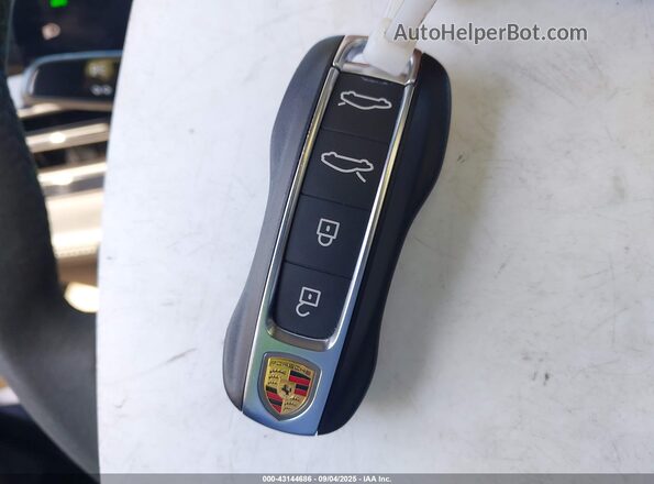 WP0AE2Y12SSA58202 2025 PORSCHE TAYCAN Black Вид панелі приладів