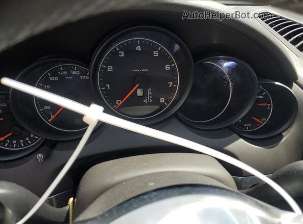 WP1AA2A24HKA80687 2017 PORSCHE CAYENNE Черный 