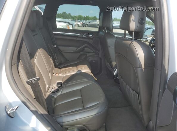 WP1AA2A25HKA80312 2017 PORSCHE CAYENNE Silver 