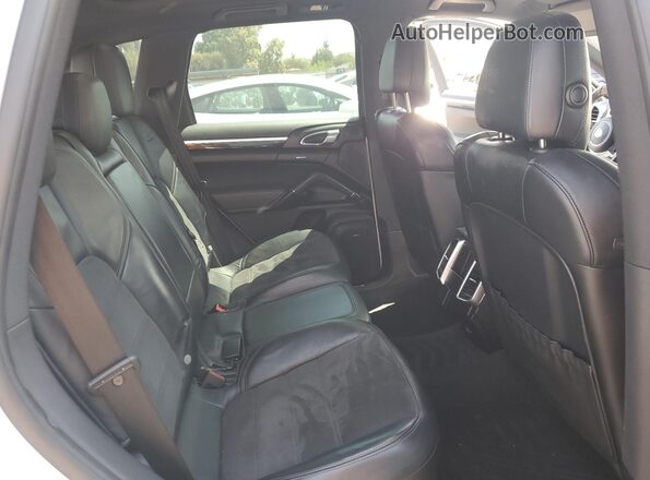WP1AA2A28HKA81924 2017 PORSCHE CAYENNE White 