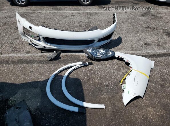 WP1AA2A28HKA81924 2017 PORSCHE CAYENNE White 