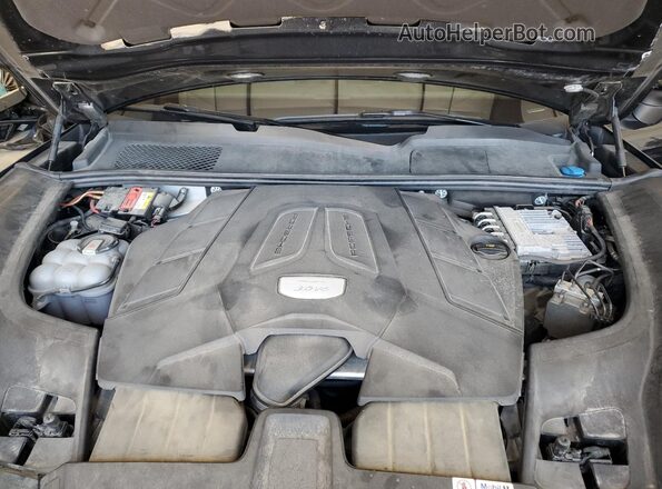 WP1AA2AY1LDA08427 2020 PORSCHE CAYENNE Черный Вид подкапотного пространства