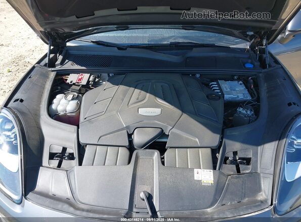 WP1AA2AY9PDA07838 2023 PORSCHE CAYENNE Gray Widok z tyłu