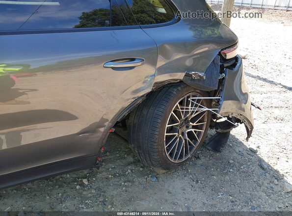 WP1AA2AY9PDA07838 2023 PORSCHE CAYENNE Gray Widok z przodu