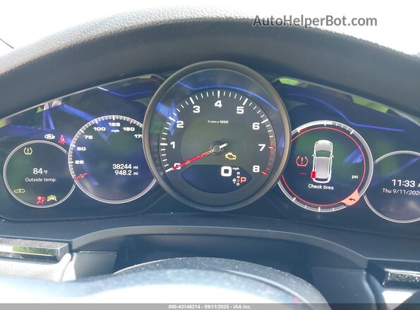 WP1AA2AY9PDA07838 2023 PORSCHE CAYENNE Gray Widok tylnych siedzeń