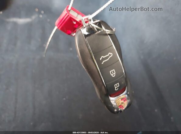 WP1AB2A51LLB32562 2020 PORSCHE MACAN Черный 