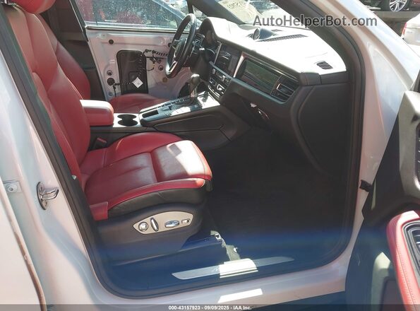 WP1AB2A55LLB34735 2020 PORSCHE MACAN White 