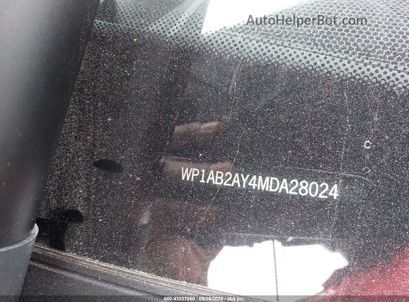 WP1AB2AY4MDA28024 2021 PORSCHE CAYENNE Серый 