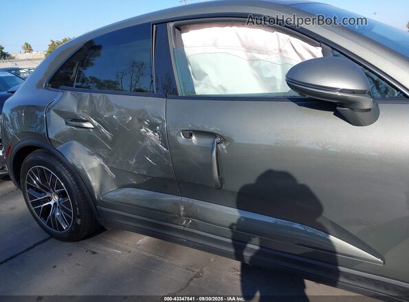 WP1AD2XA0SL076883 2025 PORSCHE MACAN Green Widok zestawu wskaźników