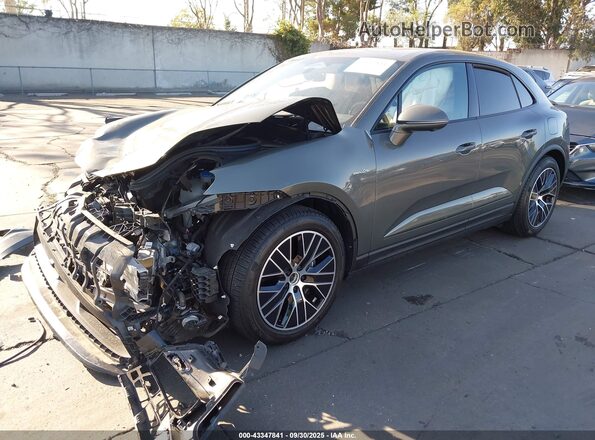 WP1AD2XA0SL076883 2025 PORSCHE MACAN Green Przód lewy