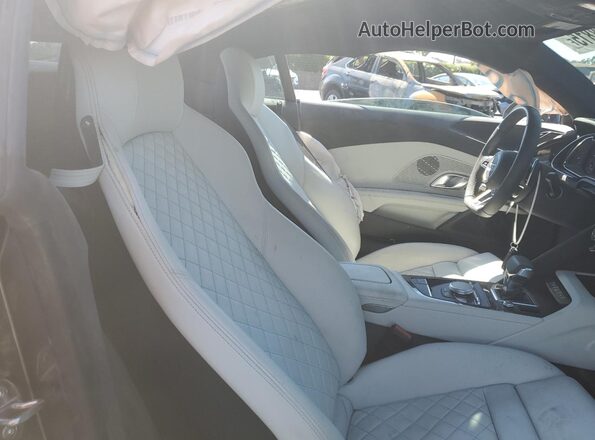 WUAKBAFX5M7901345 2021 AUDI R8 Green Vista de los asientos traseros