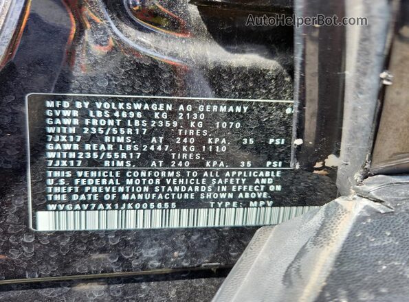WVGAV7AX1JK005655 2018 VOLKSWAGEN TIGUAN Black 