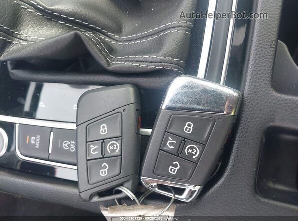 WVWAR7AN7PE002192 2023 VOLKSWAGEN ARTEON White Առջևի վահանակի տեսք