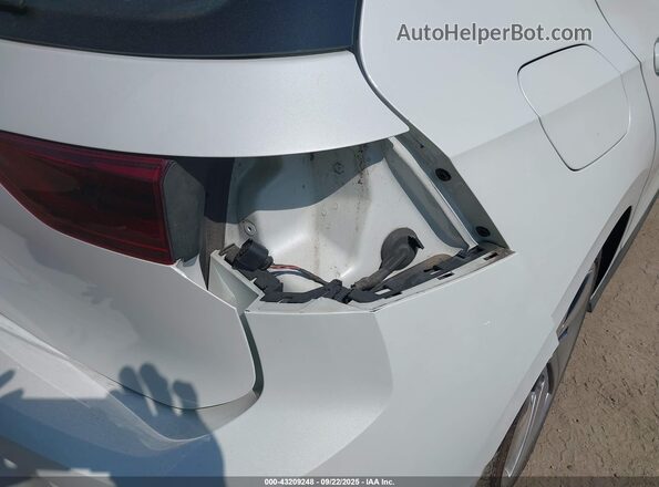 WVWH87CD0NW200495 2022 VOLKSWAGEN GOLF White 