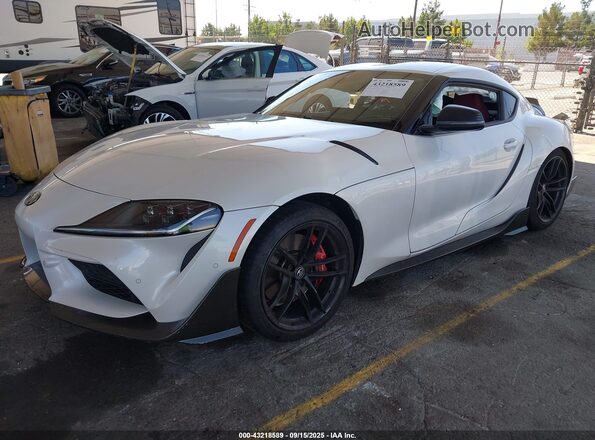 WZ1DB0C0XNW047016 2022 TOYOTA SUPRA Белый 